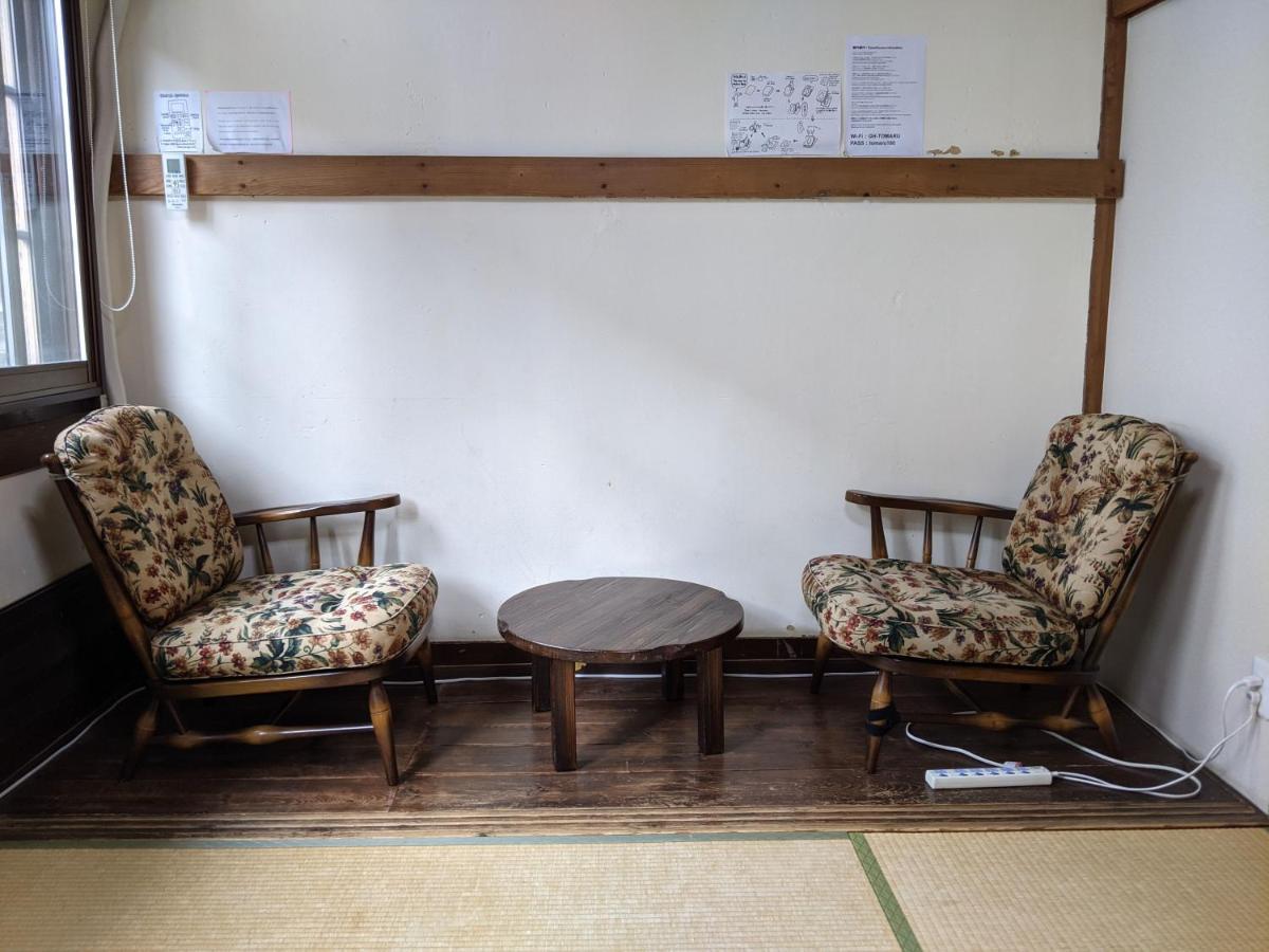 Guesthouse Tomaru Takayama  Eksteriør billede