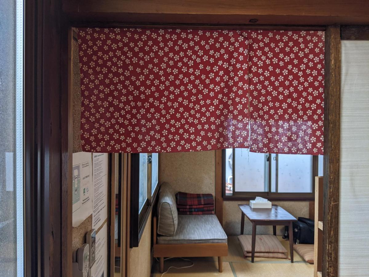 Guesthouse Tomaru Takayama  Eksteriør billede
