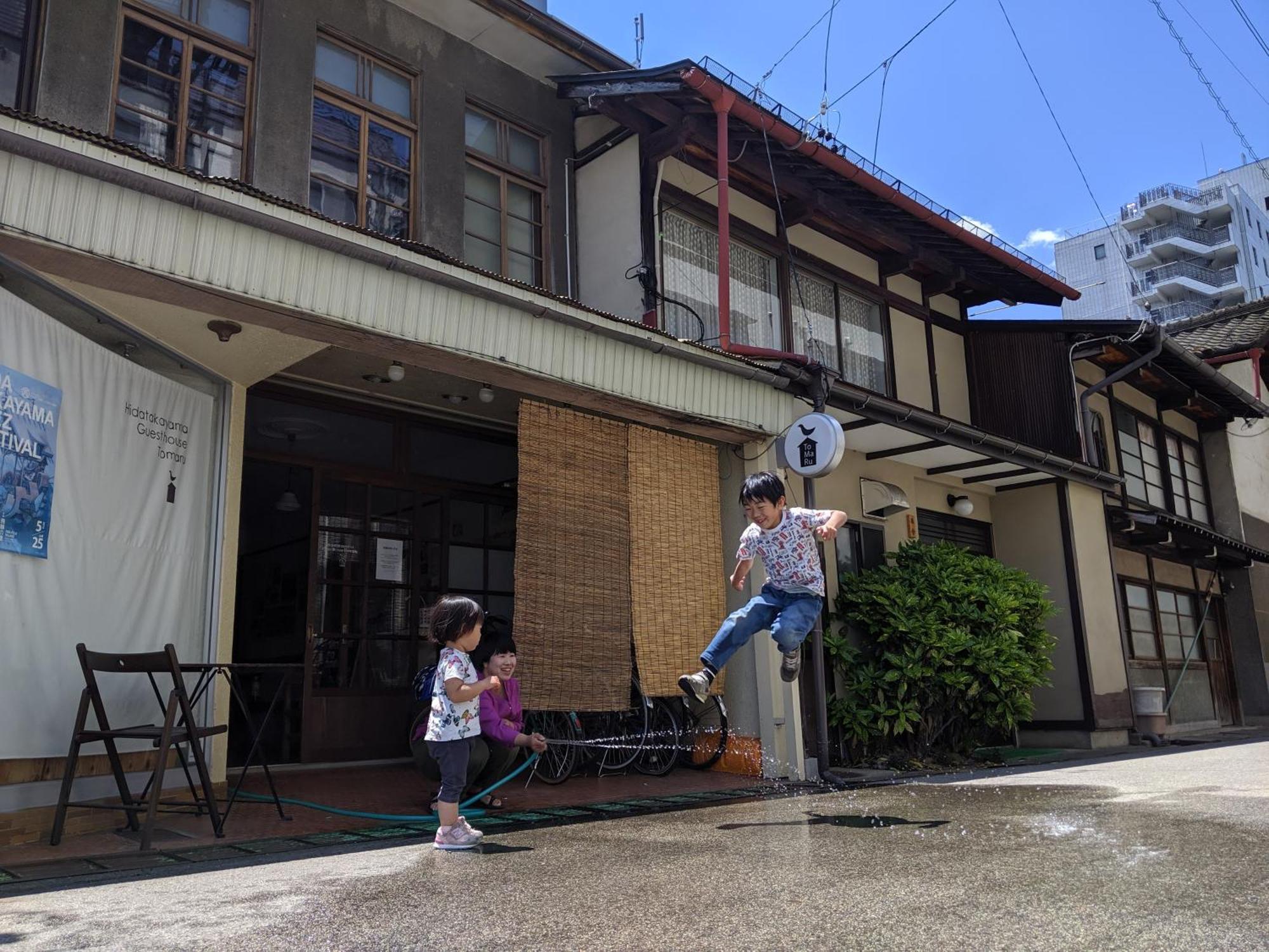 Guesthouse Tomaru Takayama  Eksteriør billede